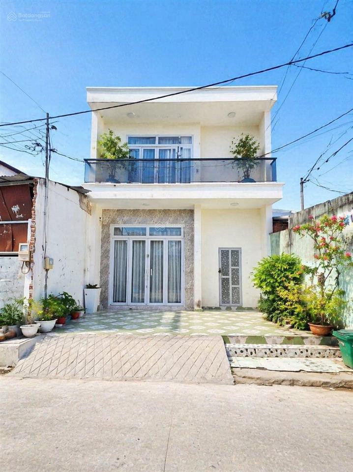 Chỉ 5.x  mặt tiền giáp tân phú  ngang 7 hiếm  2 tầng 105m  sẵn dòng tiền