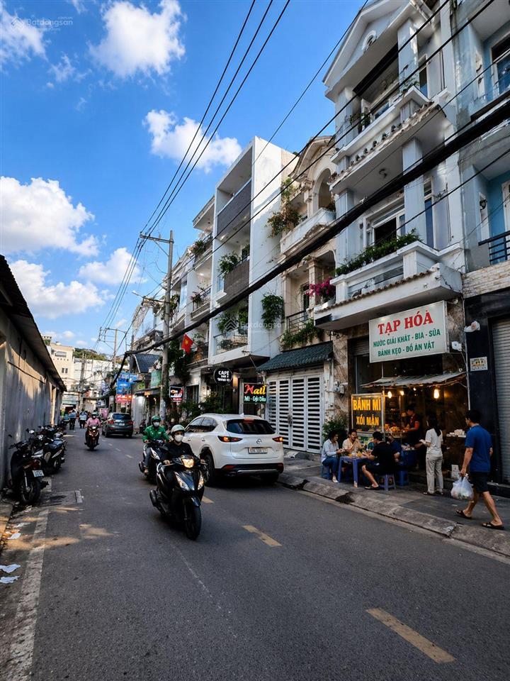 Chỉ 8.x tỷ  76m  3 tầng  hẻm 12m xe hơi tránh  ngay aeon tân phú  đh công thương