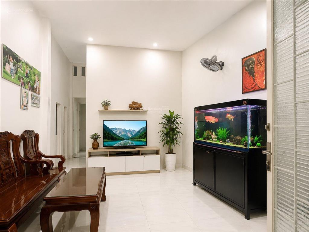 Tân kỳ tân quý  nhà 2 tầng 60m ngang 5 nở hậu chỉ nhỉnh 5