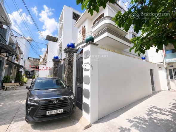 Chỉ 7.x tỷ có ngay siêu phẩm lô góc tân phú  101m2  ngang 6.1m nở hậu  xh đỗ cửa