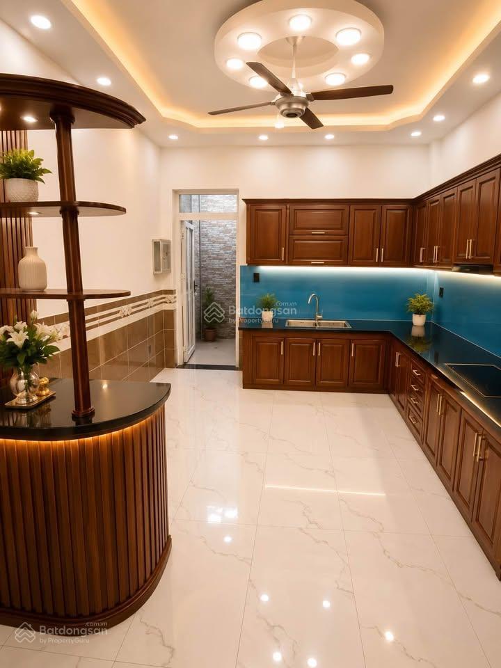 Siêu phẩm nhà đẹp 4 tầng 72m  hxh thông  sát aeon máll  chỉ 9.x tỷ
