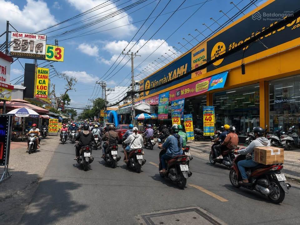 Siêu phẩm tân phú  xe hơi ngủ trong nhà  3 phút đến aeon mall 58m chỉ 5.5 tl