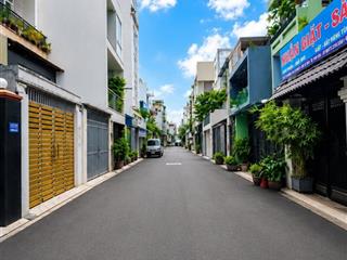 Bán nhà đẹp thoại ngọc hầu tân phú hẻm xe tải tránh 3 tầng đúc có sân thượng chỉ 8.x