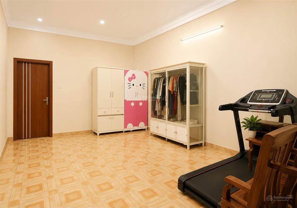 Giảm hơn 2 tỷ  lê thúc hoạch  nhà đúc 3 tầng 96m ngang 5m  hxh tránh  chỉ 9.x tỷ tl