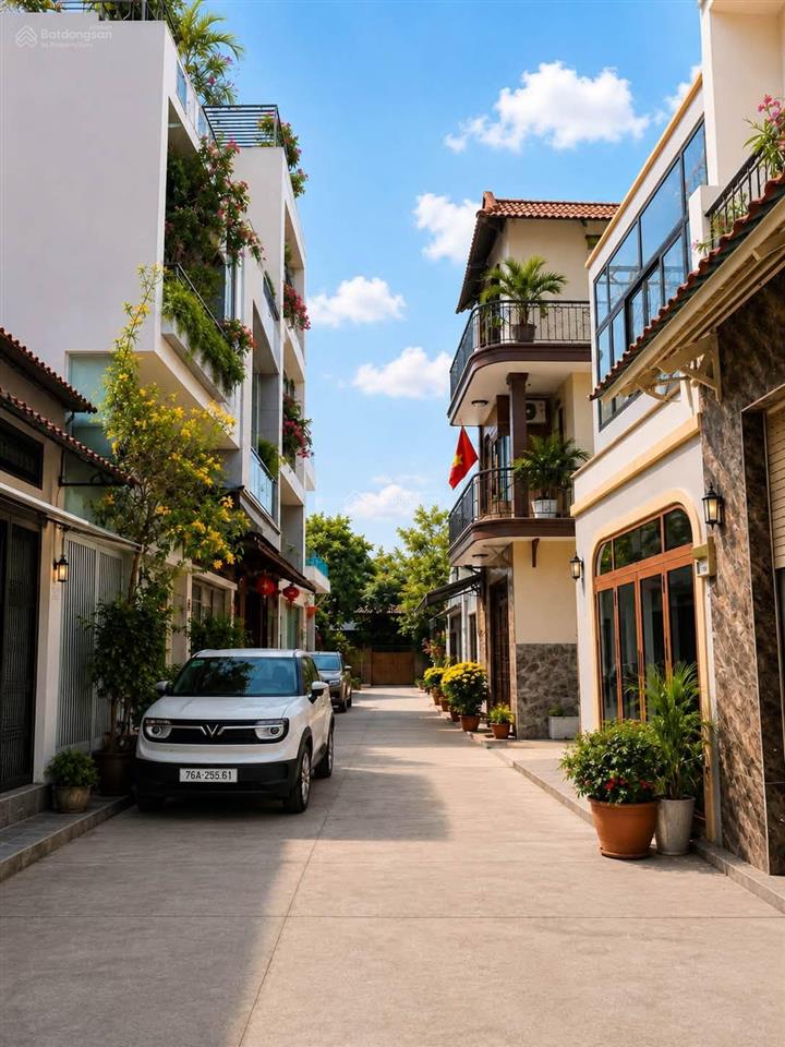 Chỉ 6 tỷ có ngay nhà 2 tầng 73m  hẻm 6m thông  sát vách aeon tân phú