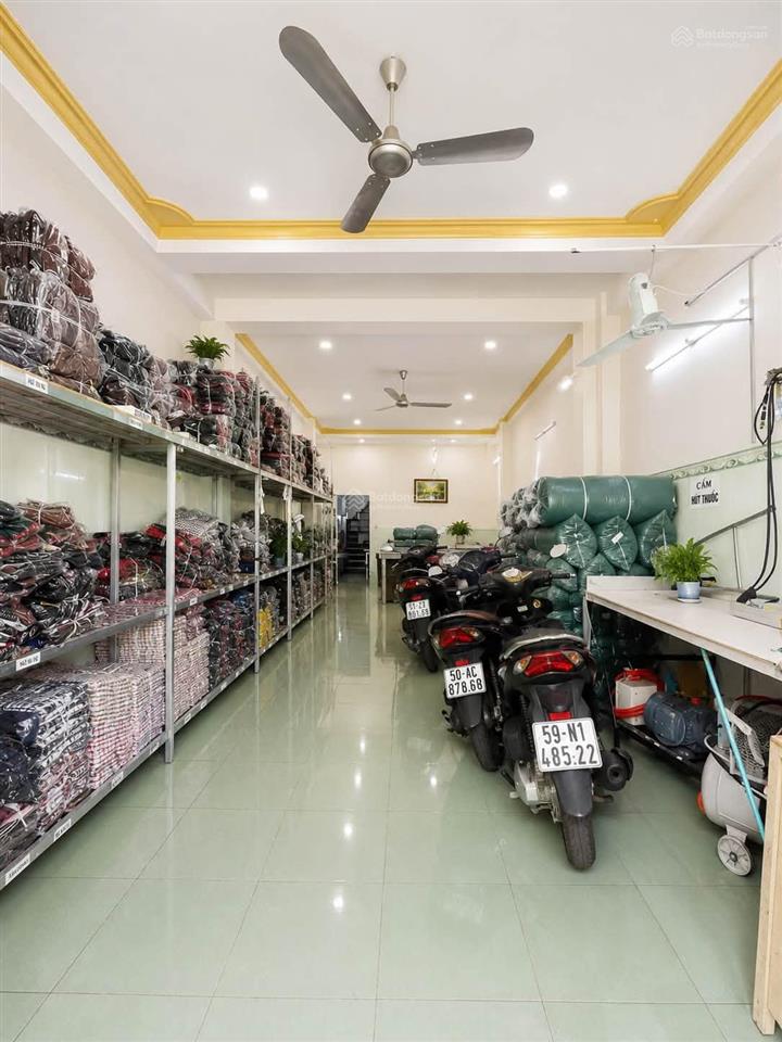 Chỉ 6 tỷ có ngay nhà 2 tầng 73m  hẻm 6m thông  sát vách aeon tân phú