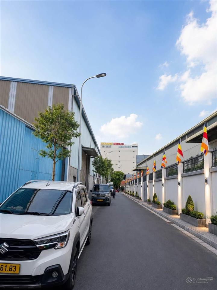 Bán nhà hẻm 7m thông gần aeon mall  đhct  72m2, 4 tầng 5 phòng ngủ dòng tiền 20 chỉ 8. x