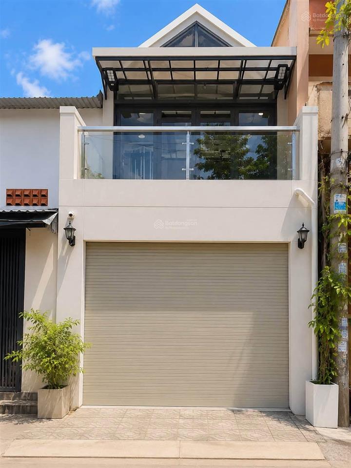 Bán nhà hẻm 8m thông giáp lê thúc hoạch tân phú 93m (4.3x22) giá chỉ 7.3 tỷ