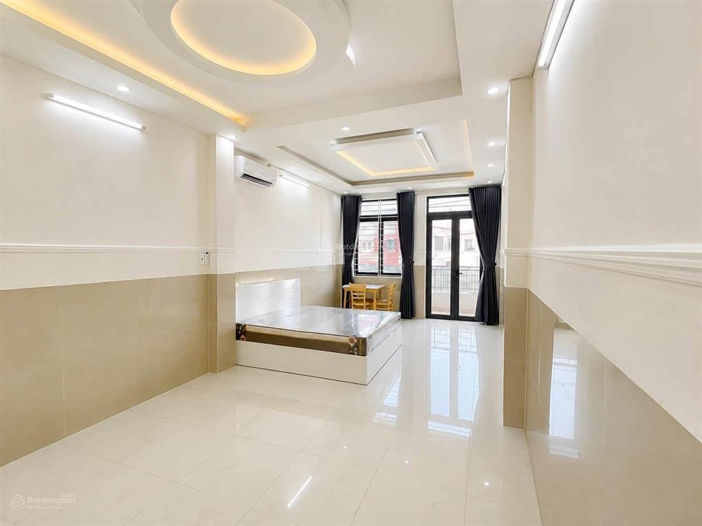 Mặt tiền đối diện aeon mall dòng tiền 30 triệu nhà mới 5 tầng 70m chỉ nhỉnh 9