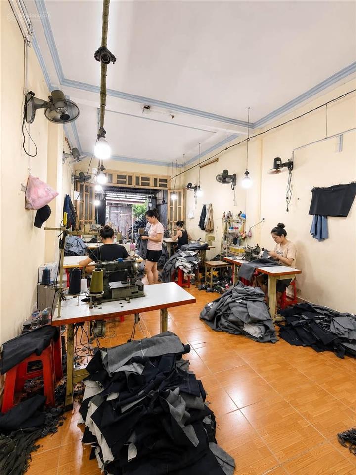 Tầm nhìn 7 nhà hẻm tải vườn lài 65m 2 tầng nở hậu đang sẵn dòng tiền