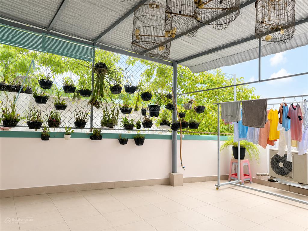 Cho thuê phòng 20m2  mặt tiền tân kỳ tân quý  gần aeon  4tr/tháng