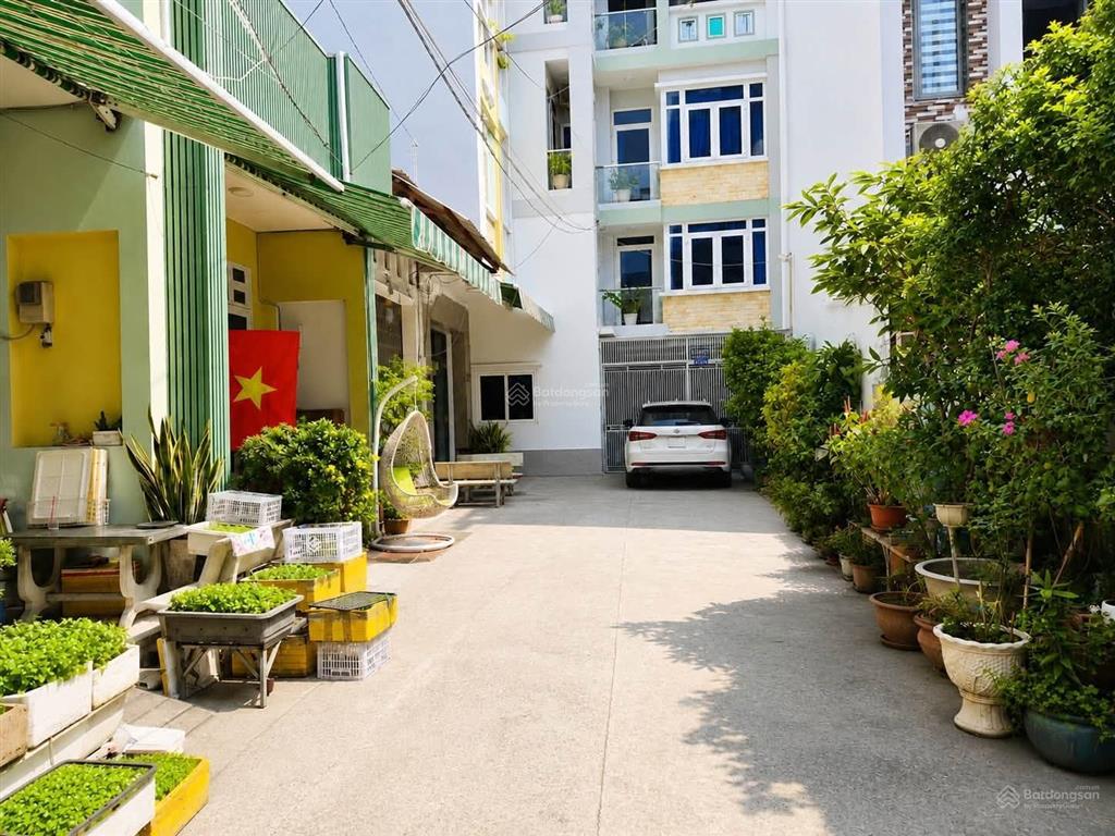 Giảm sâu  chỉ 5 tỷ có nhà 2 tầng 70m  hẻm ô tô đỗ cửa gần đhct