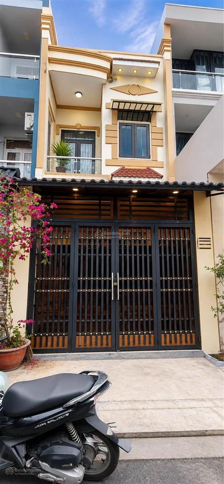 Hiếm có! nhà 3 tầng hẻm 9m có lề tân phú  4x17m vuông a4  chỉ nhỉnh 7 tỷ