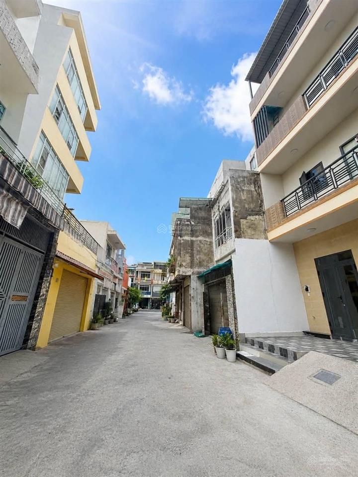 Bán gấp chdv ngay đh công thương (5 tầng, 10 phòng, dòng tiền 30tr ngõ 4.5m nở hậu chỉ nhỉnh 11 tỷ)