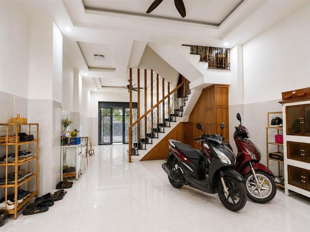 Mặt tiền tân sơn nhì nhà mới 5 tầng 80m ngang 5m nở hậu nhỉnh 16 tỷ