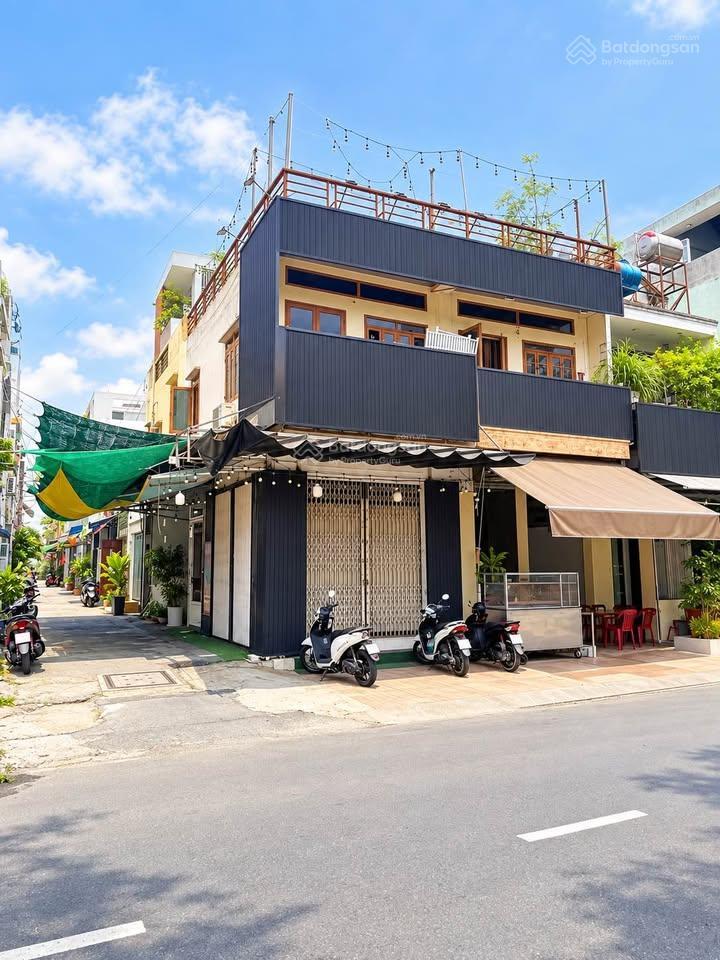Lê thúc hoạch mặt tiền lô góc 3 tầng 108m2 ngang 8m dòng tiền 30triệu/tháng chỉ 17,99 tỷ