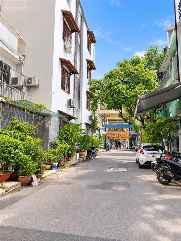 Tân sơn nhì nhà mới 60m 2 tầng đường 10m sẵn dòng tiền chỉ nhỉnh 8