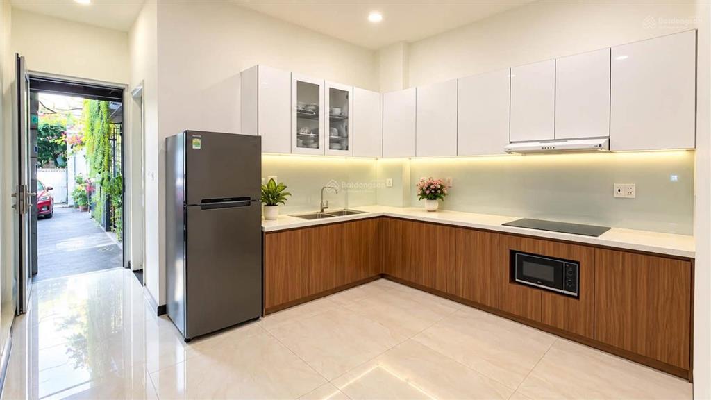 Ngay aeon tân phú nhà 2 mặt hẻm xe hơi 2 tầng 68m nhỉnh 8 tỷ thương lượng