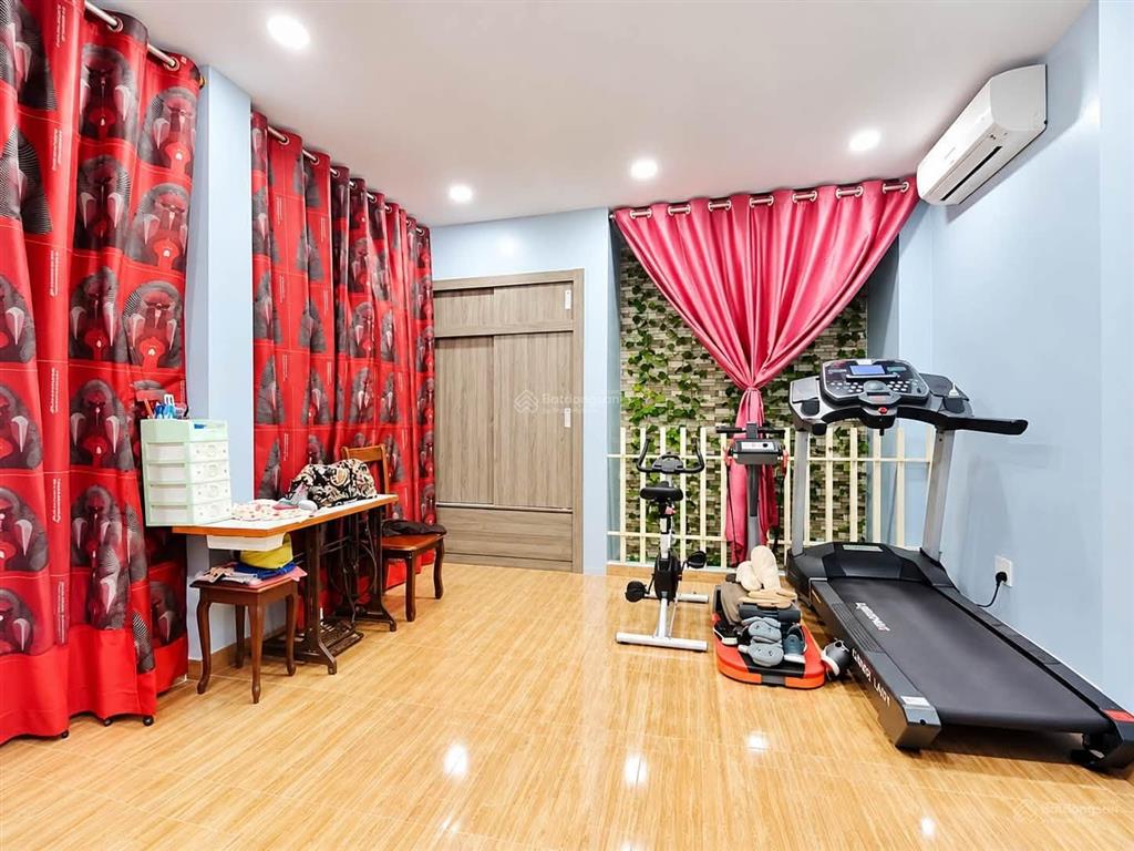 Bán nhà mặt tiền độc lập tân sơn nhì, 60m, 4 tầng, nhỉnh 9 tỷ