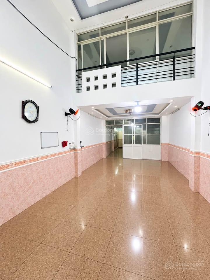 Mặt tiền kinh doanh khu bàn cờ họ lê tân phú 68m2 4 tầng rộng thoáng có sẵn dòng tiền nhỉnh 9 tỷ