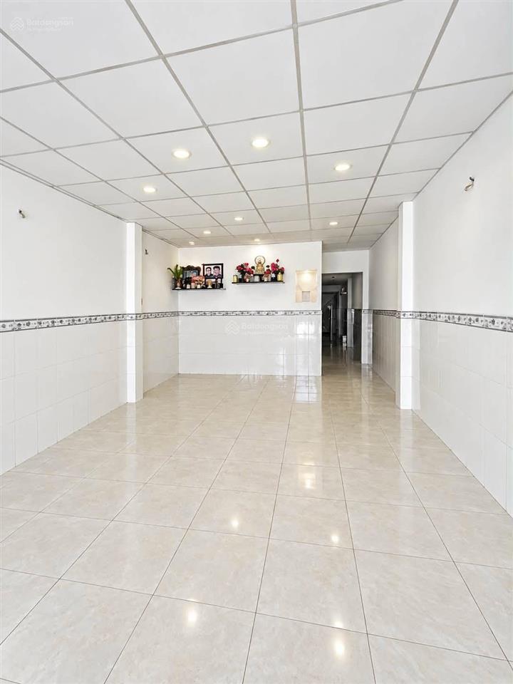 Bán nhà mặt tiền vườn lài 2 tầng 72m giá chỉ 7.x