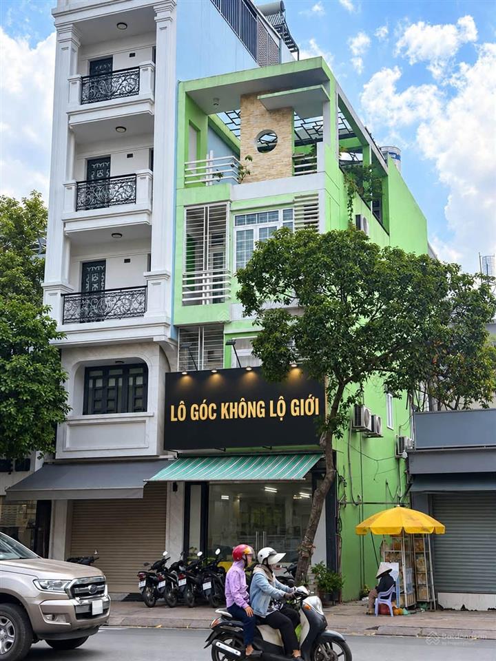 Tân sơn nhì mặt tiền lô góc không lộ giới 4 tầng chỉ 20.x