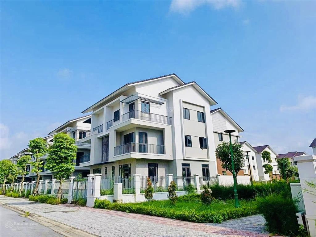 Siêu vip bán biệt thự vsip từ sơn 200m2 giá gốc cđt  cho thuê nhỉnh 5tỷ