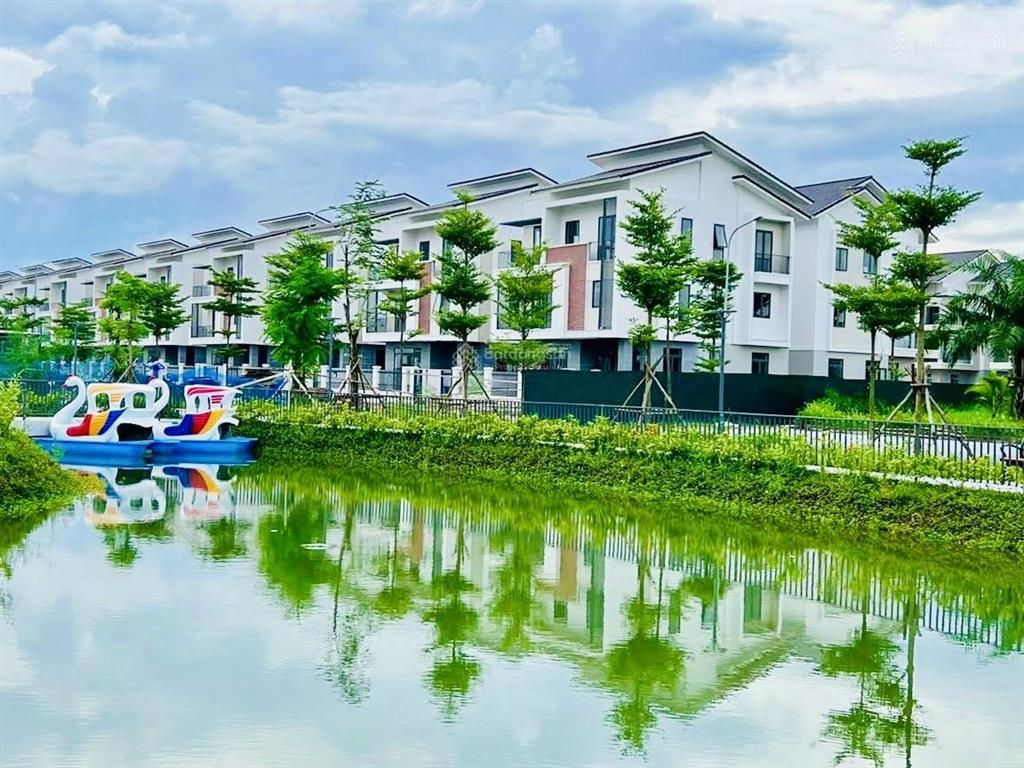 Siêu vip bán biệt thự vsip từ sơn 200m2 view công viên  cho thuê nhỉnh 5tỷ