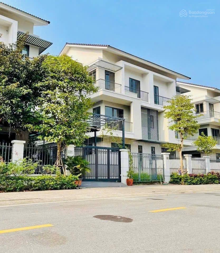 Siêu vip bán biệt thự vsip từ sơn 200m2 view công viên  cho thuê nhỉnh 5tỷ