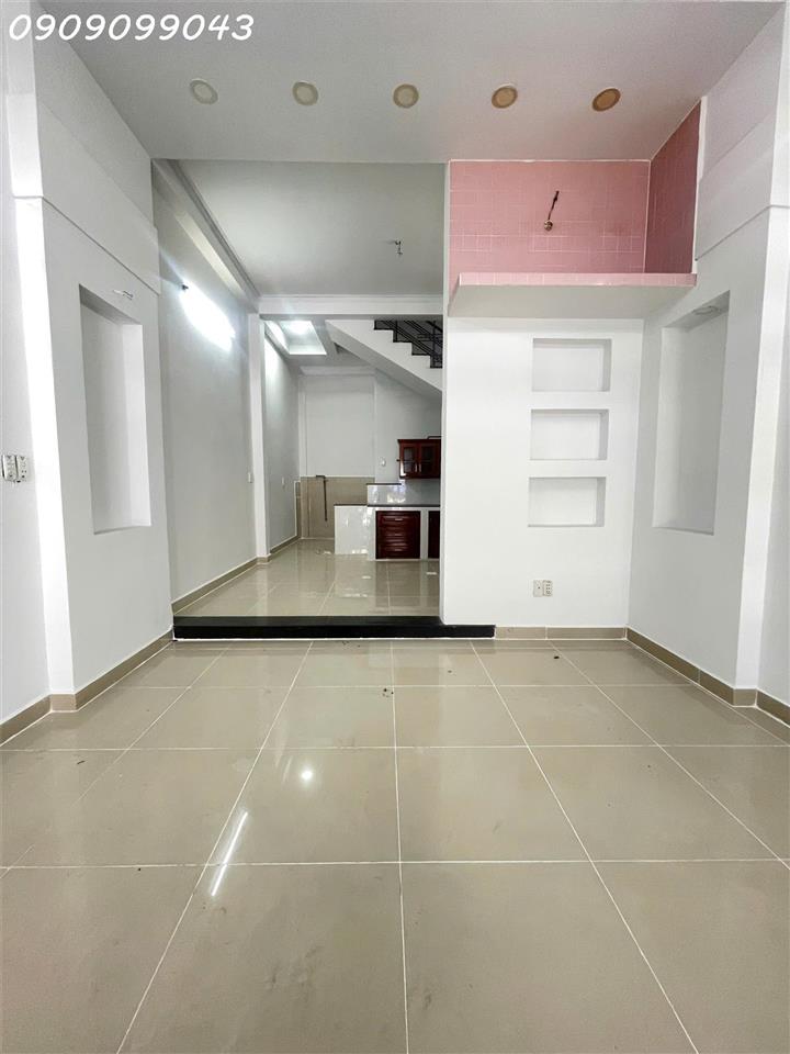 NHÀ BÁN HXH 7 CHỖ ĐỖ CỬA-NHÀ 3 TẦNG BTCT.
ĐƯỜNG TRẦN THỊ CỜ -Q12- 44M2-HƠN NHẸ 5 TỶ