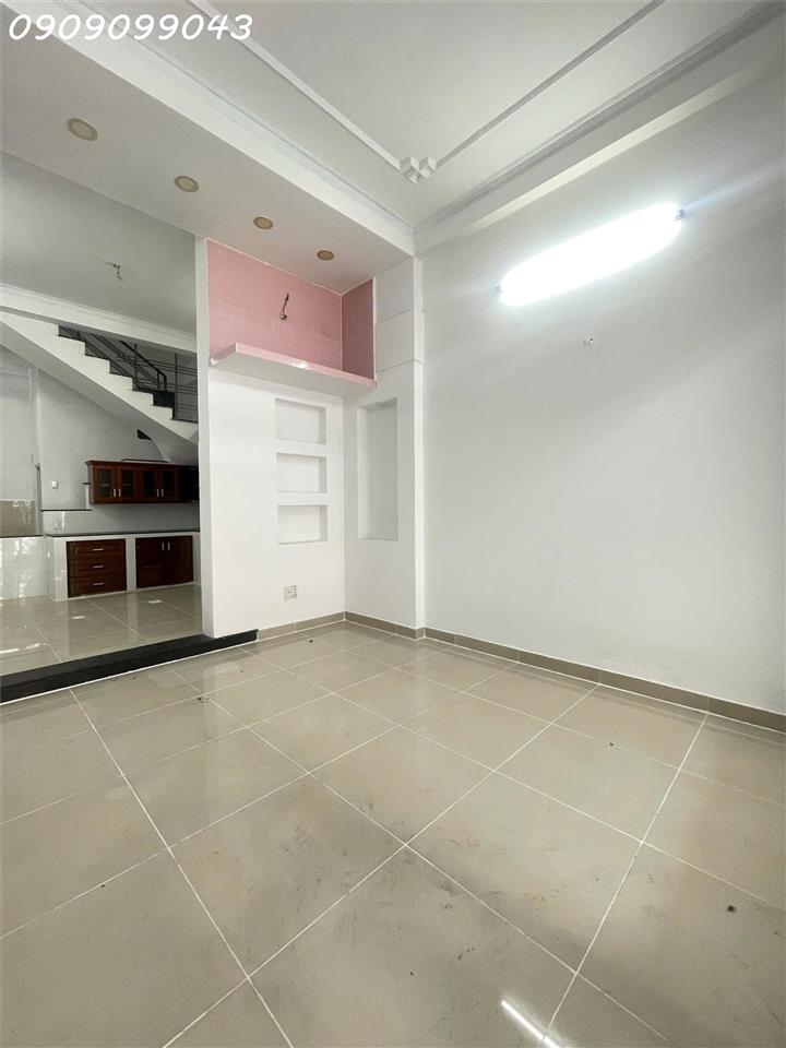 NHÀ BÁN HXH 7 CHỖ ĐỖ CỬA-NHÀ 3 TẦNG BTCT.
ĐƯỜNG TRẦN THỊ CỜ -Q12- 44M2-HƠN NHẸ 5 TỶ