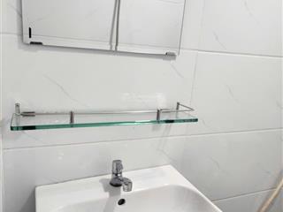 Chính chủ bán cc 2pn bàu cát, tân bình diện tích 62m2 (2pn, 1wc) giá 1,980 tỷ (~32tr/m2)