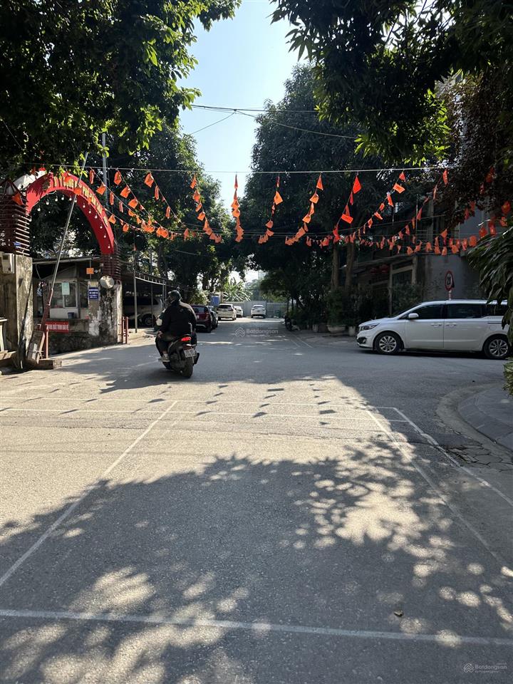 Bán nhà phân lô đại kim  hoàng mai  vỉa hè  ô tô tránh. dt 85m2 x 4 tầng. giá 26.5 tỷ