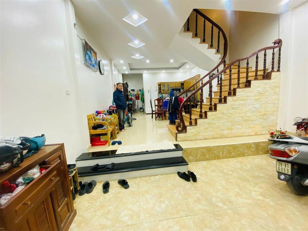 Bán nhà phân lô đại kim  hoàng mai  vỉa hè  ô tô tránh. dt 85m2 x 4 tầng. giá 26.5 tỷ