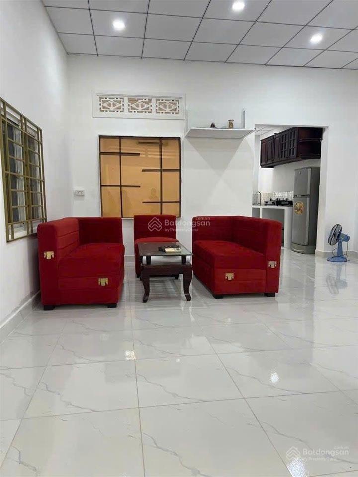 Bán nhà mới đẹp có gác 63,5m2 hẻm 1225 huỳnh tấn phát hẻm to