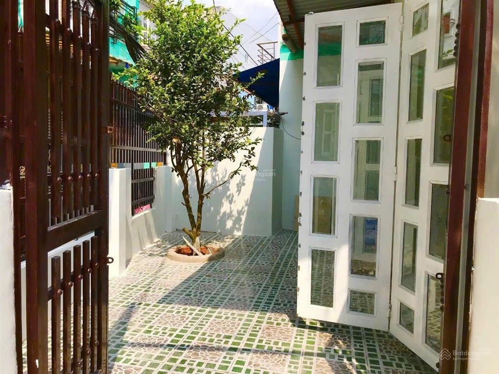 Bán nhà cấp 4, 75m2 sổ riêng hẻm to 3,5m gần mặt tiền ngay cầu kênh số 3