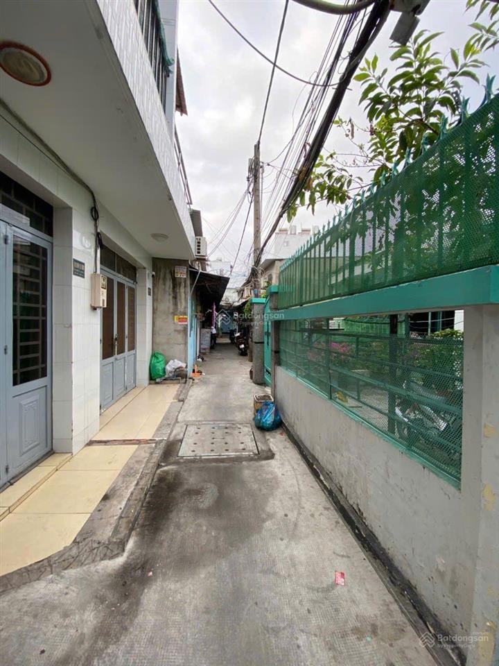 Bán nhà cấp 4 to chà bá sổ riêng 116,2m2 hẻm 1118 lê văn lương