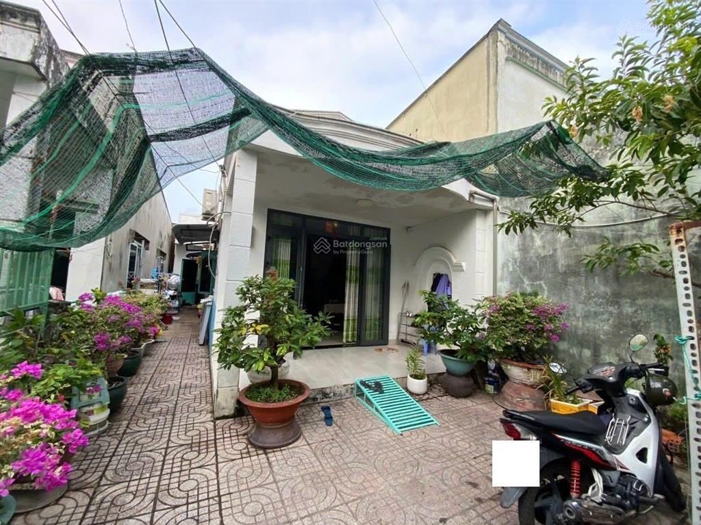 Bán nhà cấp 4 to chà bá sổ riêng 116,2m2 hẻm 1118 lê văn lương