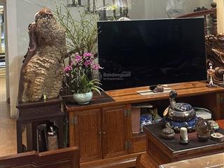 Bán nhà mặt đường lại đà, diện tích trên sổ 88m2, diện tích sử dụng hơn 100m2. nhà đầy đủ nội thất!