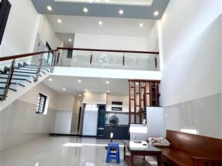 Bán nhà quận 9nhà mới keng 82m2 đường xe hơi thông nhỉnh 5 tỷ