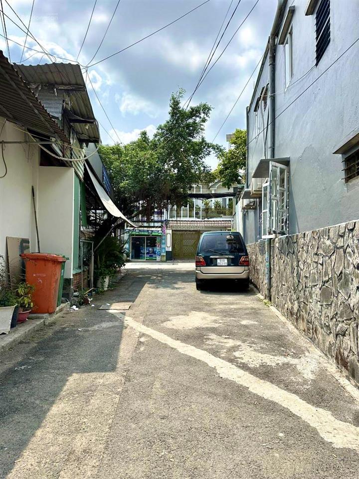 Bán đất tặng nhà hiếm trương văn thành  chỉ 6,1 tỷ  101m2  ôtô tải đỗ cửa, quận 9