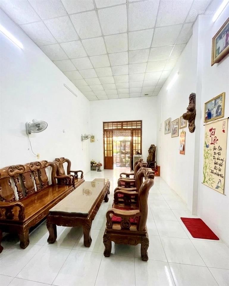 Nhà ngon khu đại học kiểm sát, 68m2, đường 6m có vỉa hè nhỉnh 6 tỷ