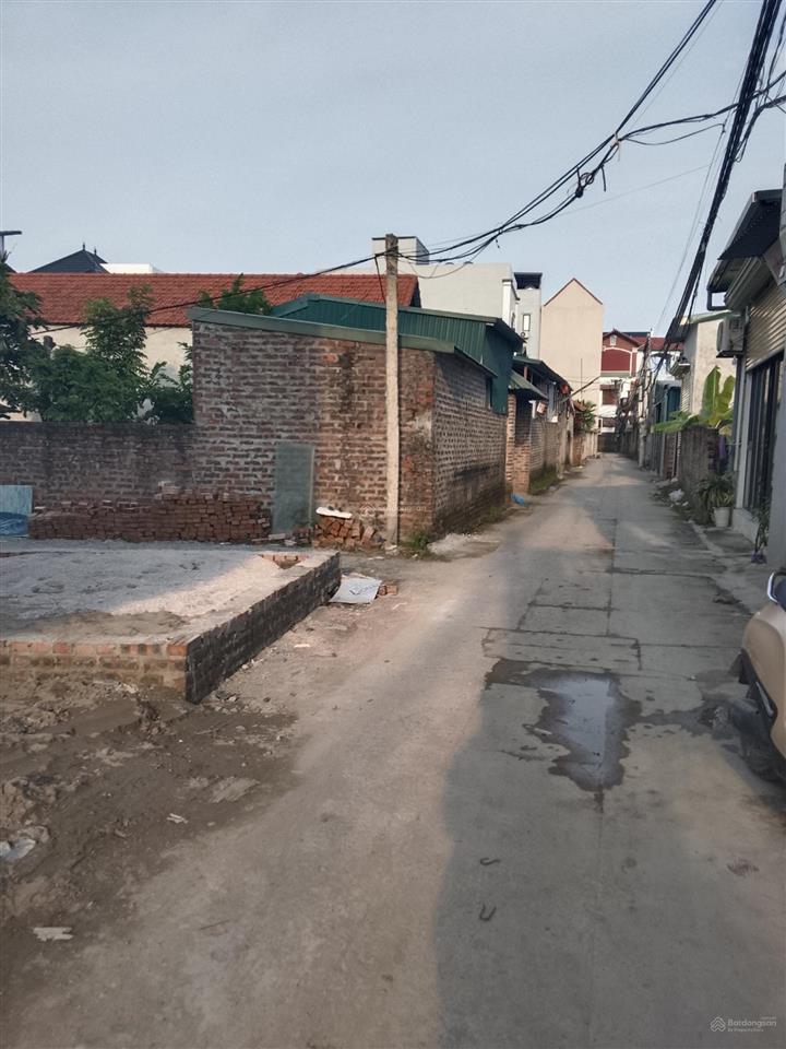 Bán đất tại ngõ 11, siêu quần, thanh trì, 2,2 tỷ, 80m2