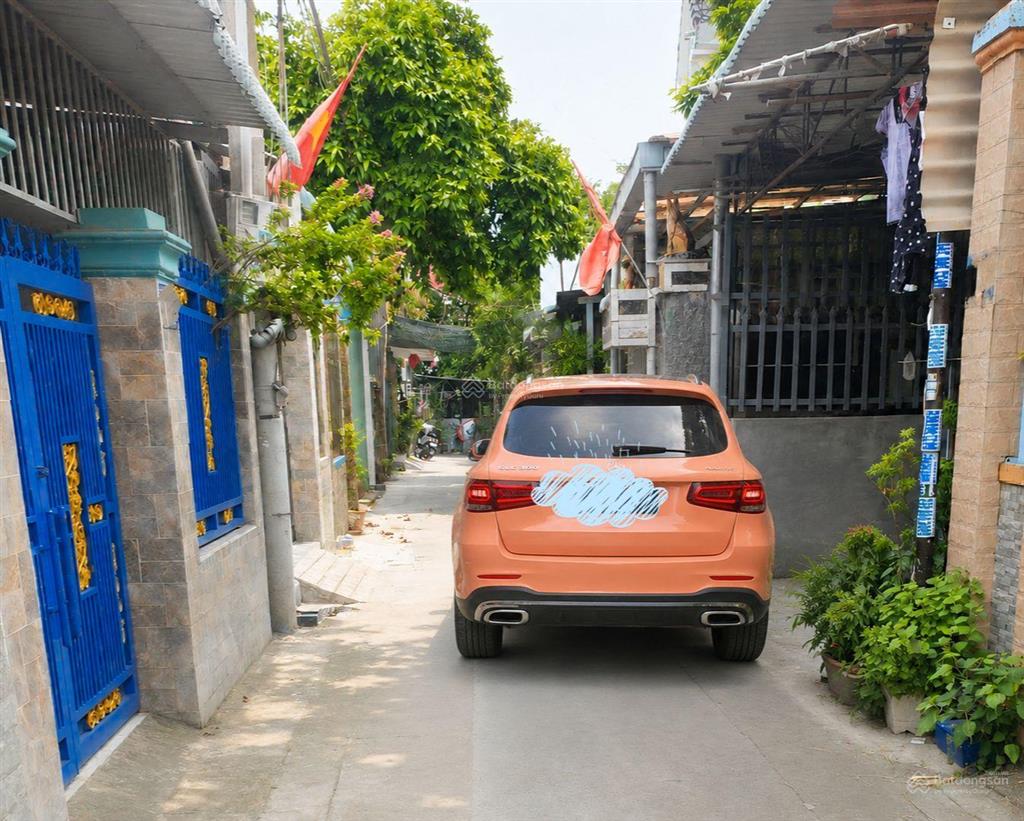 Nhà hẻm & sân ô tô, mt 5m, 4 pn, 2 wc, 126m2, 100m2 thổ, đông hòa dĩ an giáp thủ đức chỉ 4tỷ5 tlcc