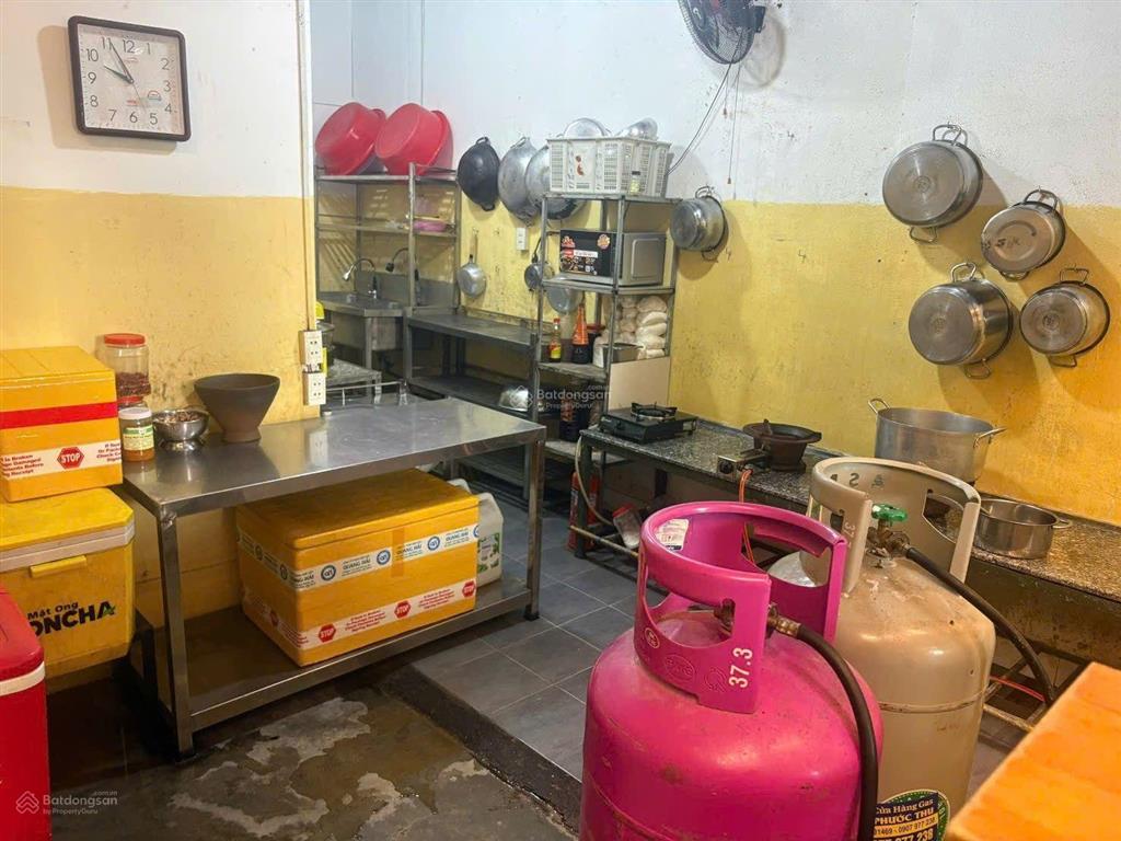 Về thái cần sang lại quán thái đang hoạt động ổn định 3 năm doanh thu ổn định 200  300 tr/tháng