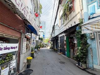 Nhà đẹp 3 tầng hẻm xe hơi ngay âu cơ  giáp tân bình  quận 11  chỉ 2.x tỷ