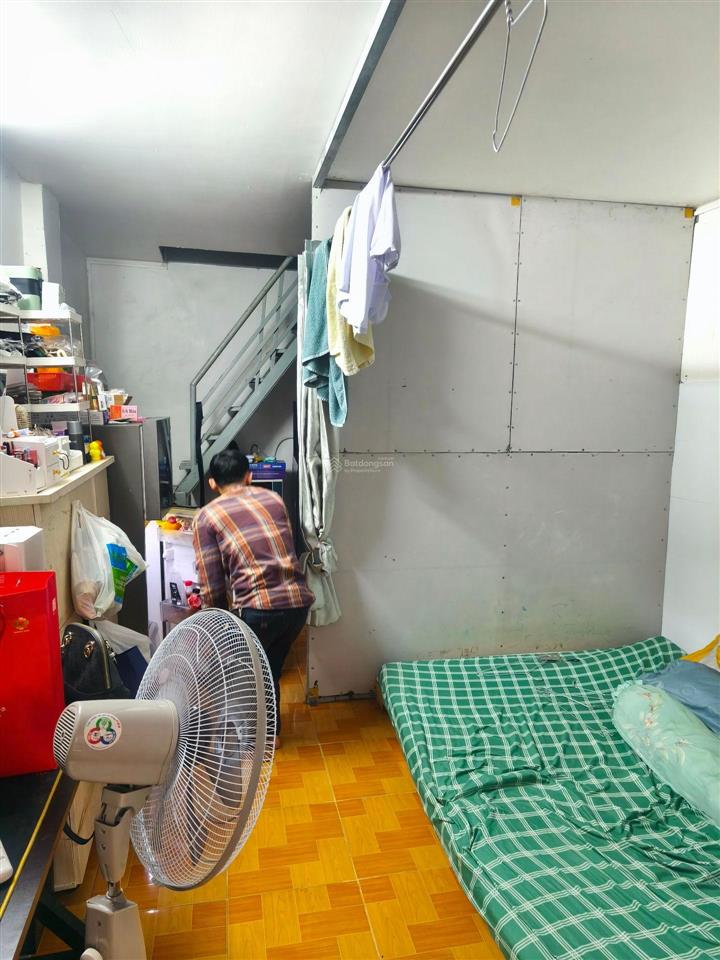 1 sẹc lê trọng tấnhẻm xe hơi thôngsát mặt tiền kế trường đại học công thươnghơn 4 tỷ chút xíu