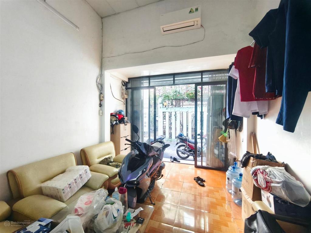 1 sẹc lê trọng tấnhẻm xe hơi thôngsát mặt tiền kế trường đại học công thươnghơn 4 tỷ chút xíu