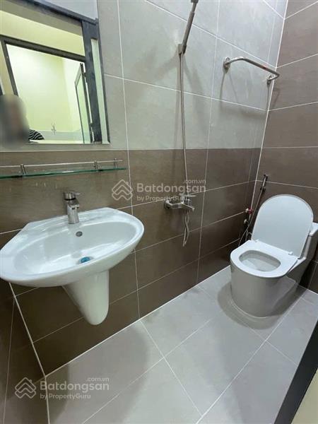 Nhà 3ty3 gần nguyễn sơn, tân phú  30m ra mt  2 tầng  ngang đẹp 4m  tặng full nội thất