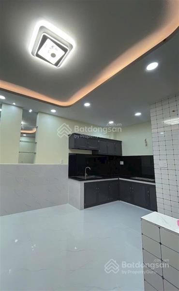 Nhà 3ty3 gần nguyễn sơn, tân phú  30m ra mt  2 tầng  ngang đẹp 4m  tặng full nội thất